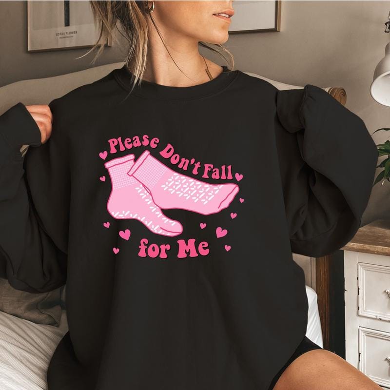 Funny Nurse Sweatshirt, Valentines Sweater orr T-Shirt, Please Don't Fall For Me, Student Nuse Valentine Hoodie