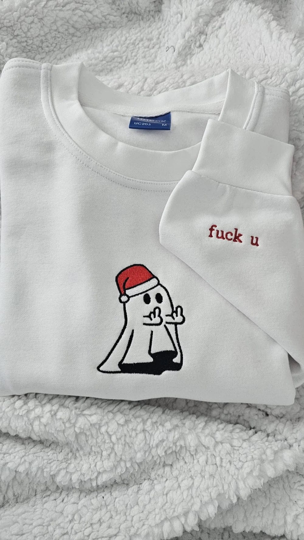 Weihnachtshoodies mit Geistermotiv und Mittelfinger 