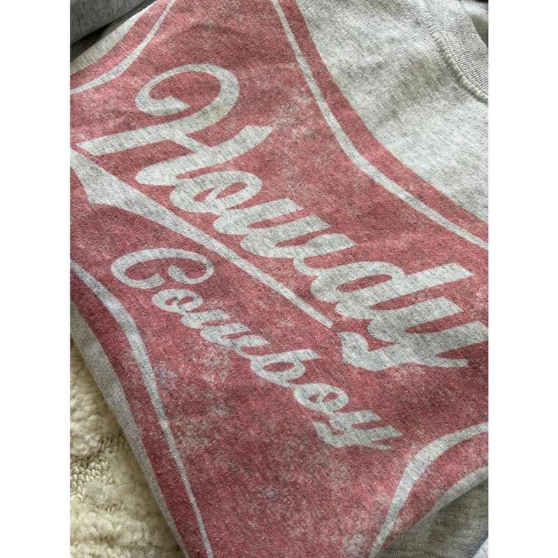 Howdy Cowboy crewneck sweatshirt, Howdy Western Sweatshirt, Yee Haw Sweater, Cowgirls Shirt, Country Cowboy TShirt, Southern Howdy Shirt, Western Clothes Gift for her Cowgirl
