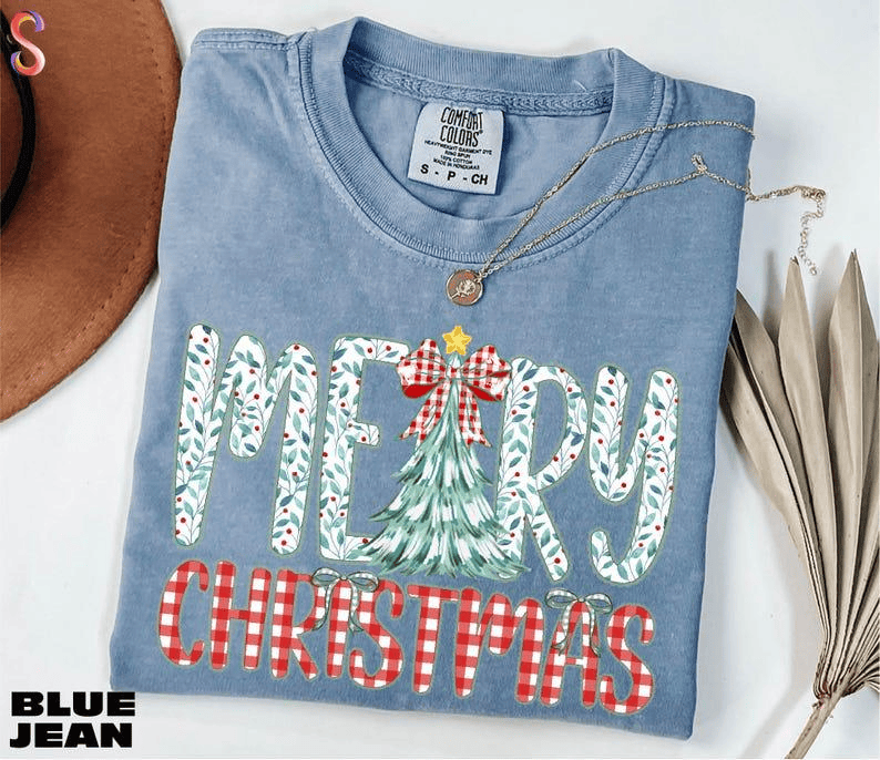 Comfort Colors Merry Christmas TShirt, Christmas Tree Tee, Christmas Girly Gift, Cute Christmas Bow Tee, Xmas Holiday TShirt, Comfort Colors T-Shirt