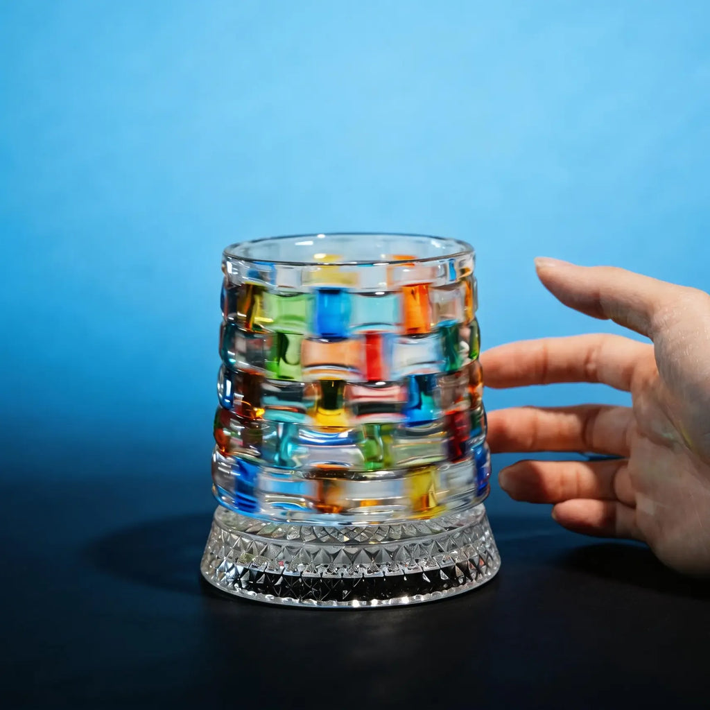 Hand-Painted Embossed Rotating Whiskey Glass – Minimal Luxury Crystal Tumbler with Smooth Spin Design
