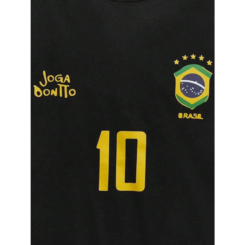 Men's Graphic T-Shirt, Retro Brazil Football Jersey - Legendary Number 10, Casual Football Fan Outfit, Football Jersey, 100% Polyester Breathable Knit Fabric, Regular Fit Round Neck Design graphic tee