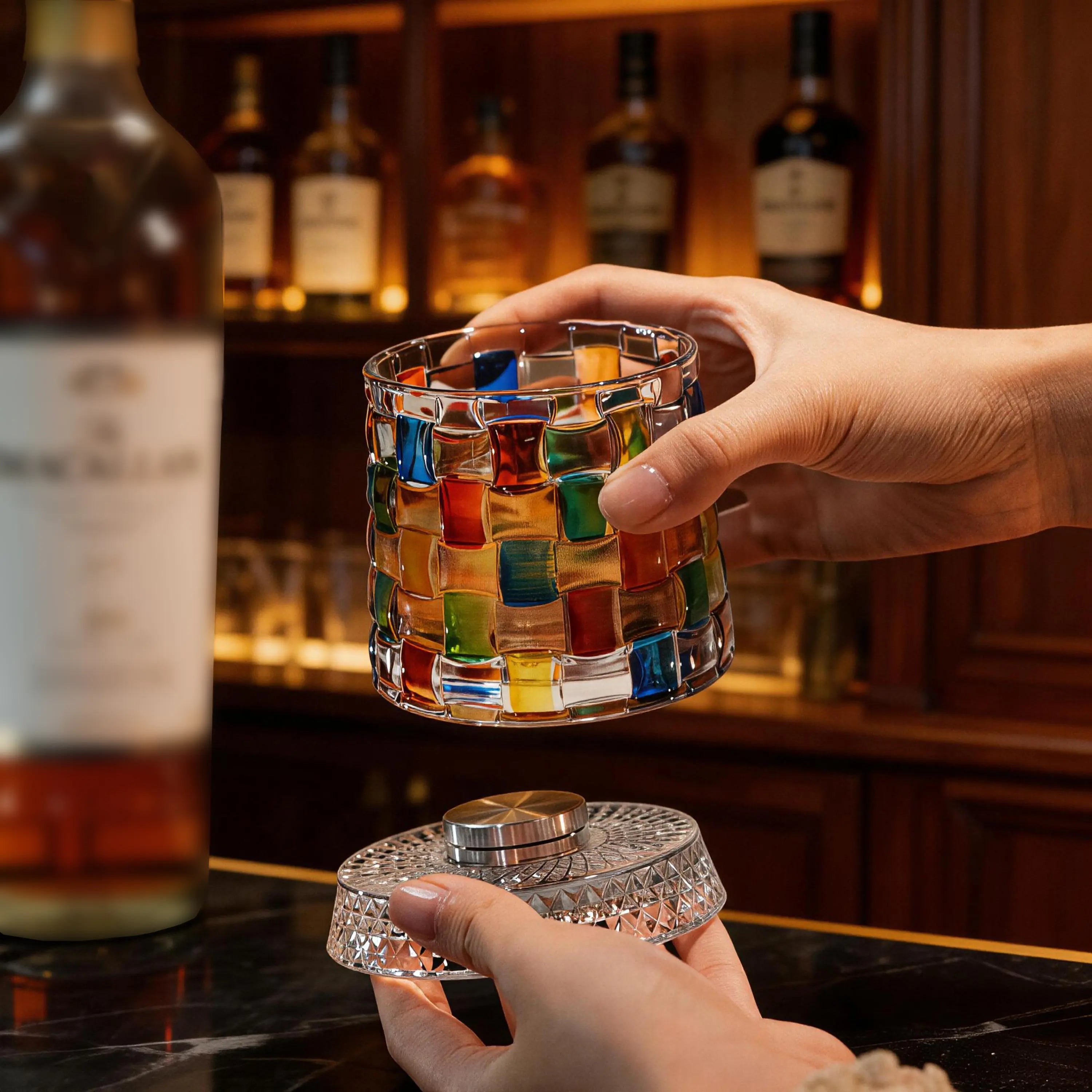 Hand-Painted Embossed Rotating Whiskey Glass – Minimal Luxury Crystal Tumbler with Smooth Spin Design
